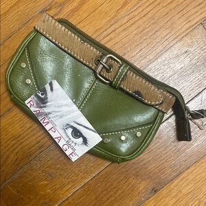 Rampage Green Travel Bag with Adjustable Strap and Flap Closure